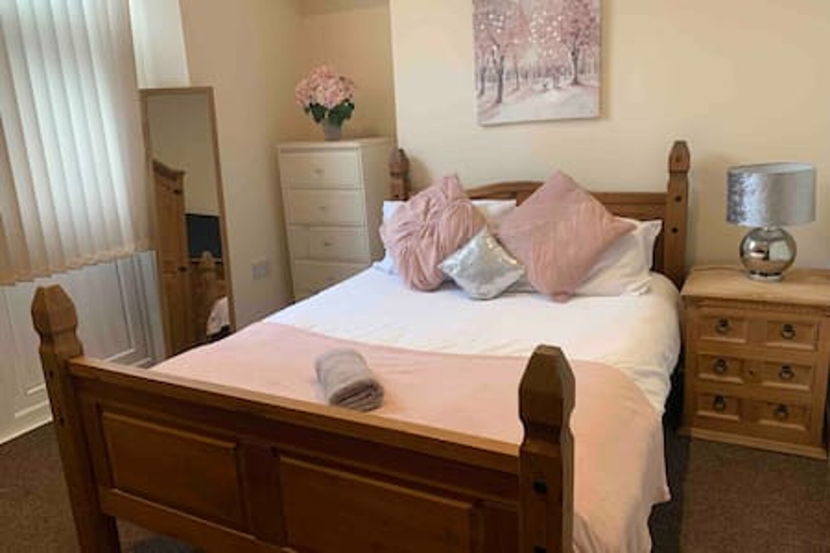 34/4-4 ROOM UPLANDS
